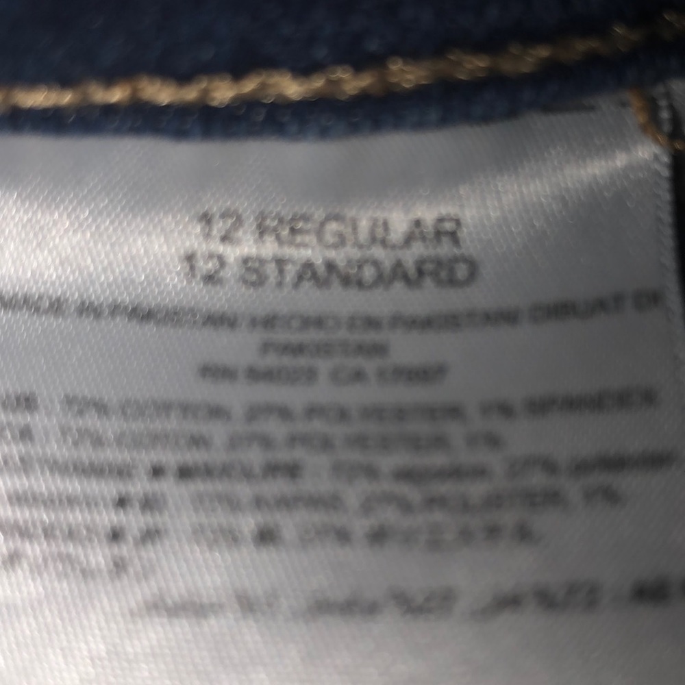 Jeans - Picture 3 of 3